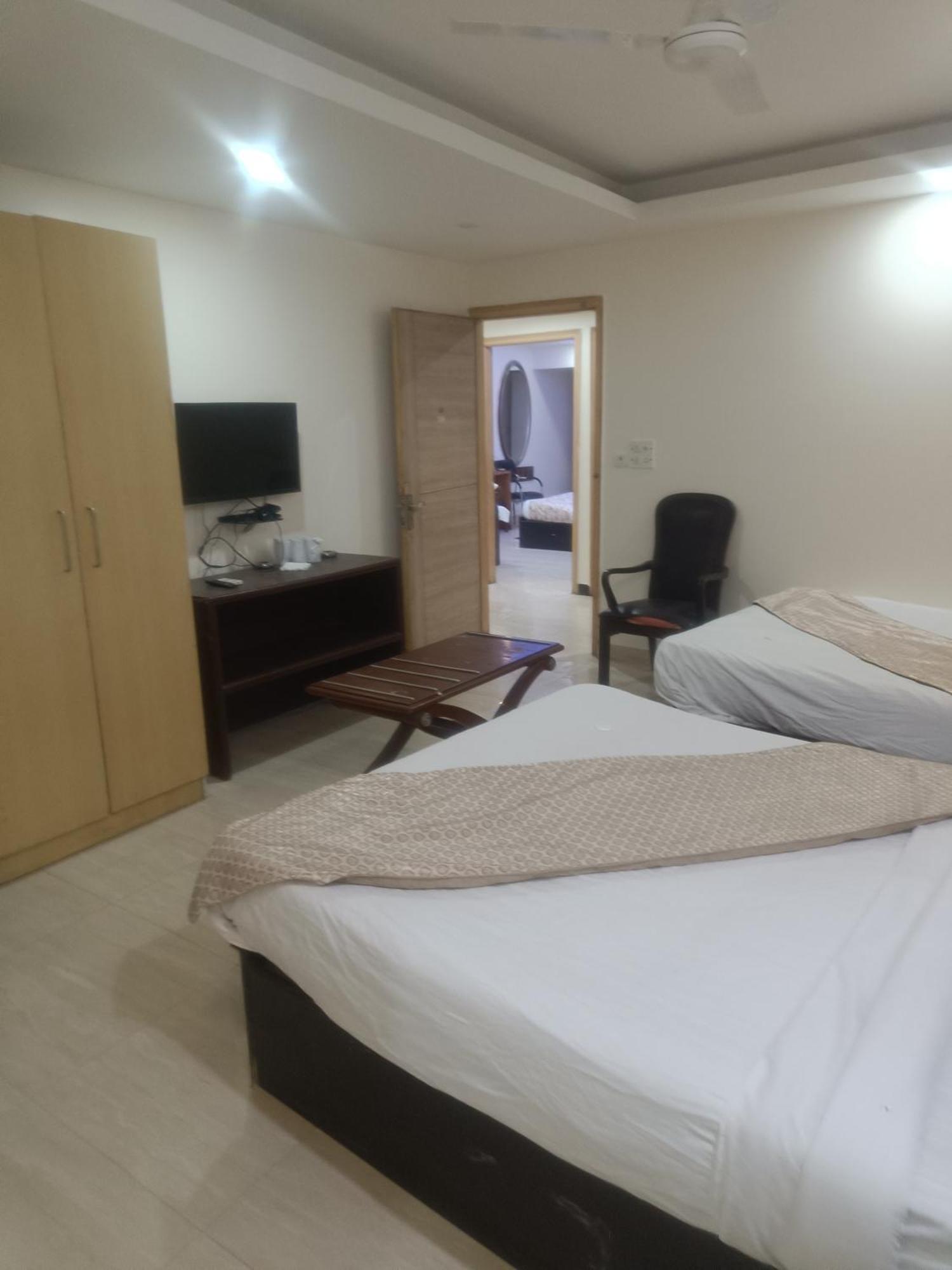 Airport Hotel Mahal New Delhi Exterior foto