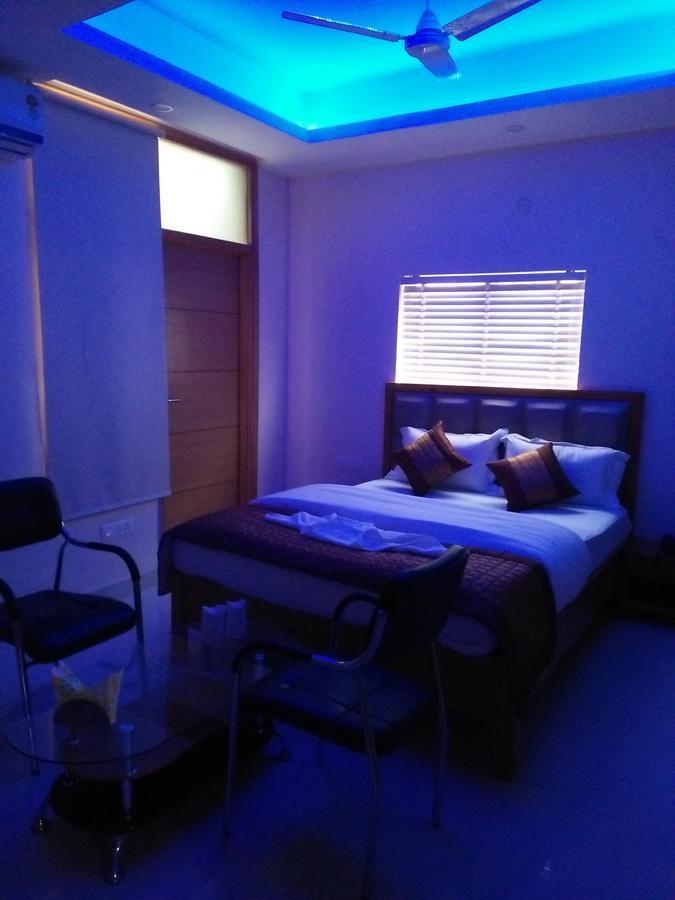 Airport Hotel Mahal New Delhi Exterior foto