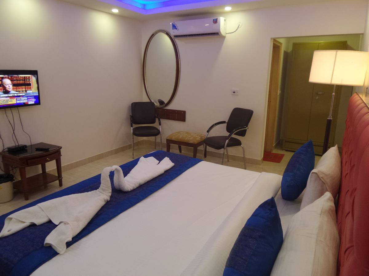 Airport Hotel Mahal New Delhi Exterior foto