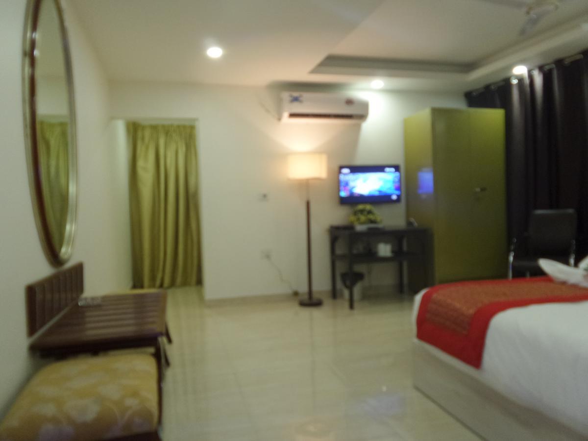 Airport Hotel Mahal New Delhi Exterior foto